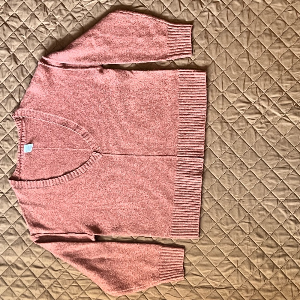 Melrose and Market Dusty Rose V-Neck Sweater